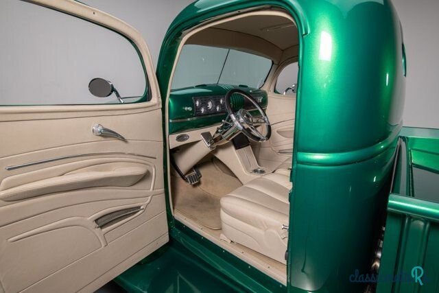 1941' Chevrolet Pickup photo #2