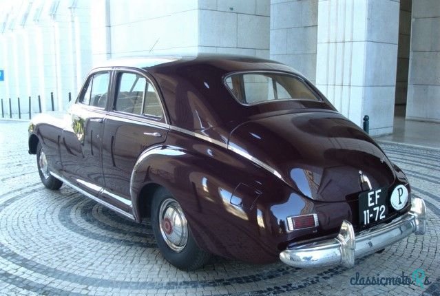1945' Packard Clipper Special Eight photo #5