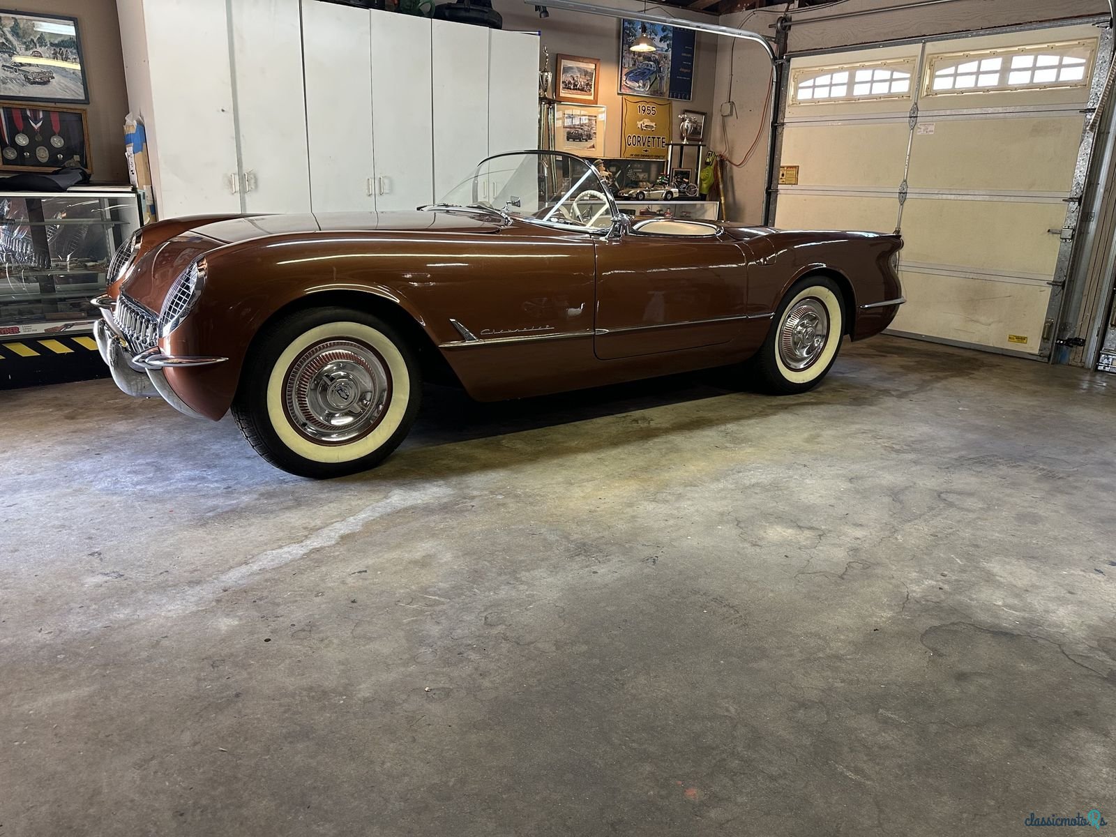 1954' Chevrolet Corvette photo #1