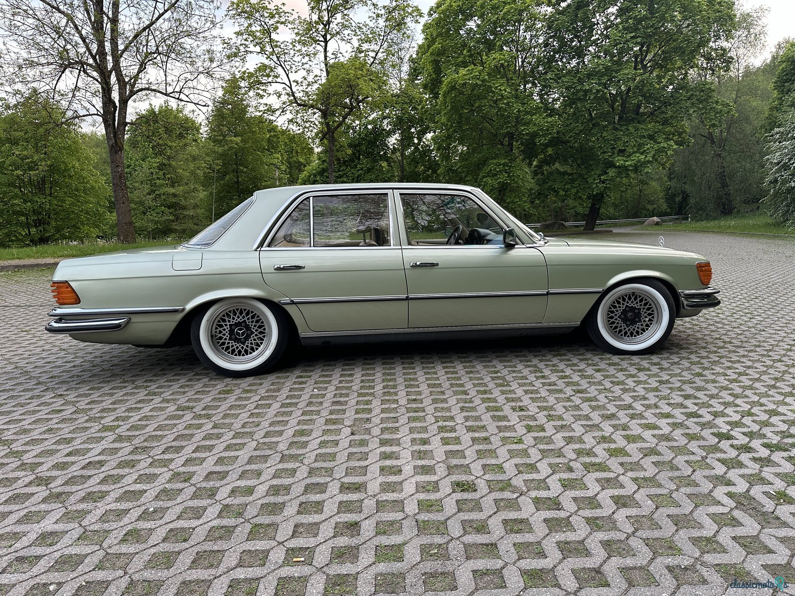 1977' Mercedes-Benz 280SE photo #6