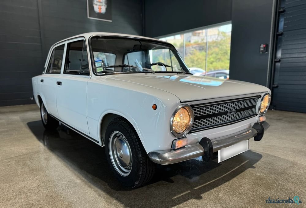 1974' Fiat 124 photo #3