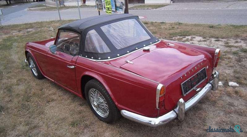 1964' Triumph TR4 photo #2