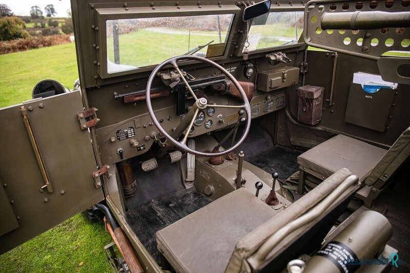 1943' Willys Jeep photo #3