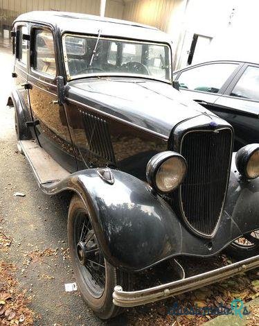 1933' Ford Model Y photo #1