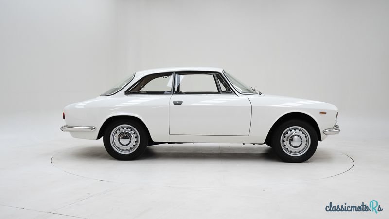1966' Alfa Romeo Giulia 1600 Sprint GT '66 CH20725 photo #3