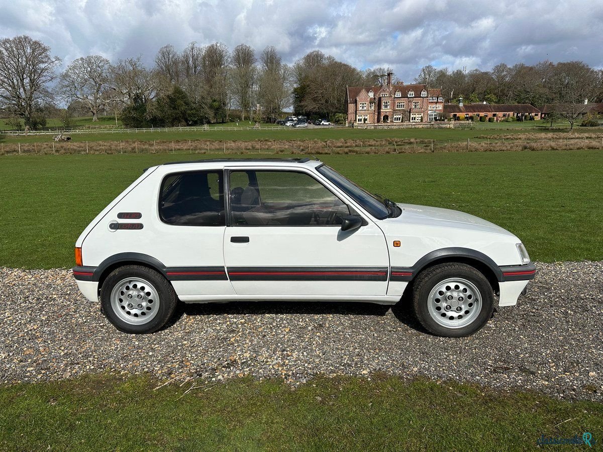 1989' Peugeot 205 photo #2