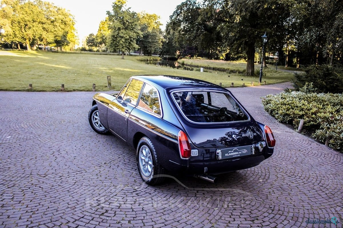 1975' MG MGB photo #6