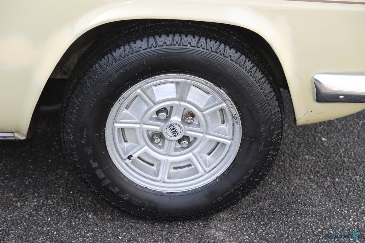 1975' Reliant Scimitar photo #4