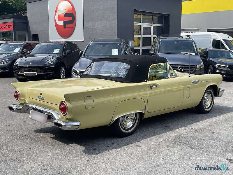 1957' Ford Thunderbird photo #6