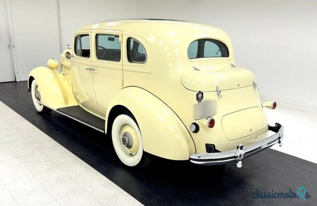 1936' Packard One Twenty photo #3