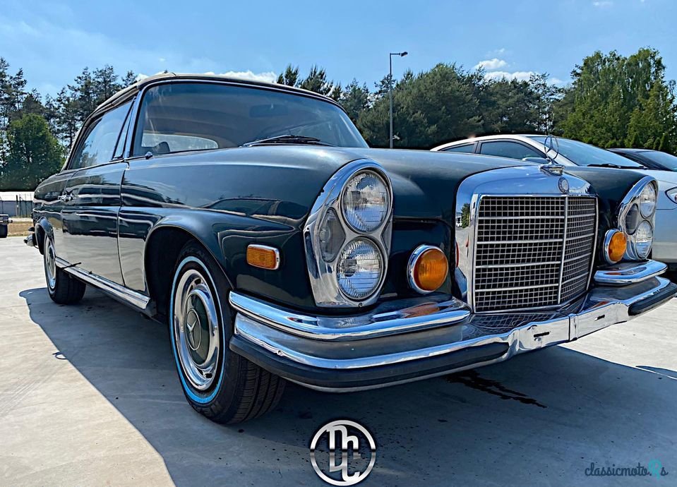 1969' Mercedes-Benz 280SE W111 photo #2