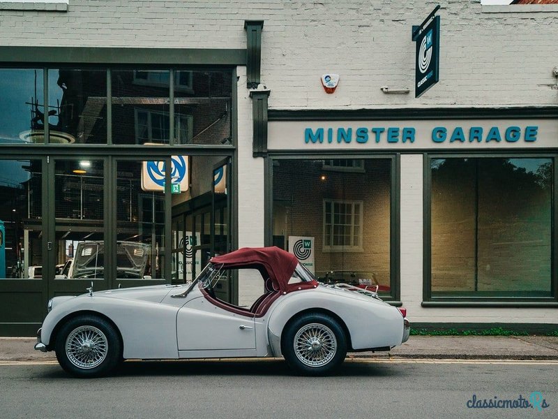 1960' Triumph TR3 photo #4