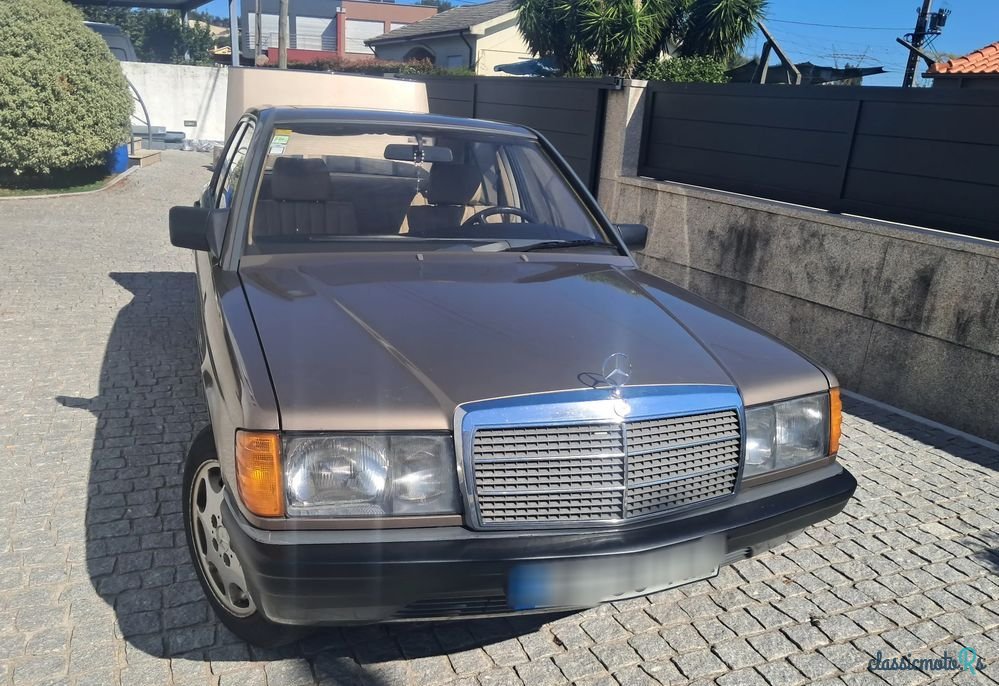 1988' Mercedes-Benz Classe A photo #1