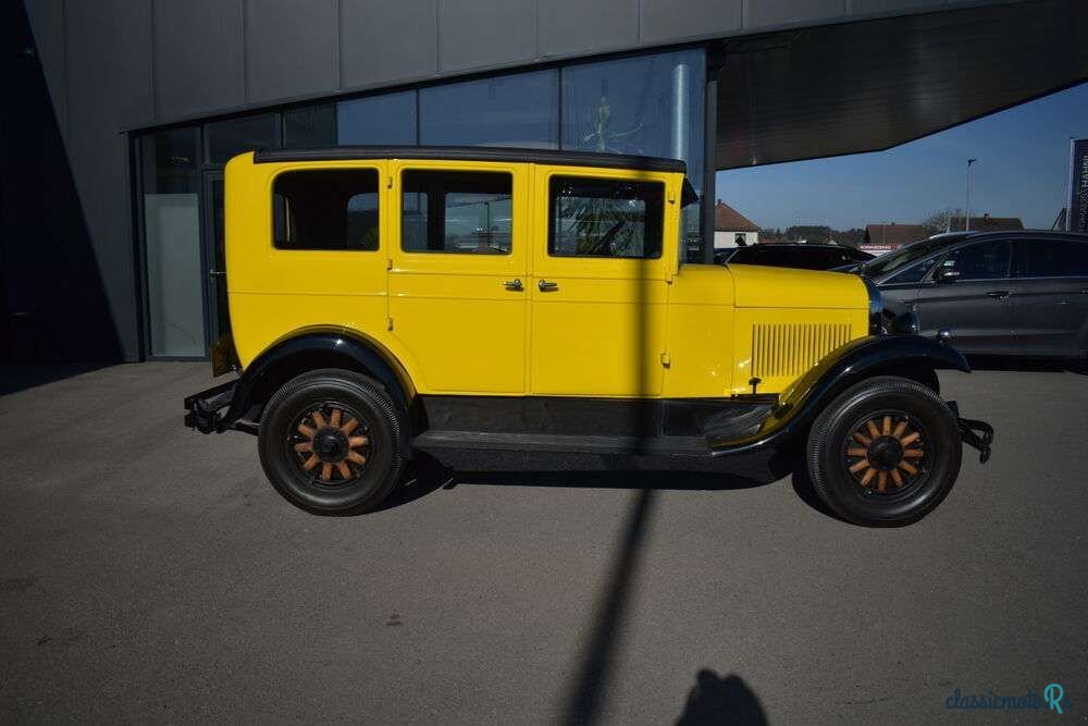 1927' Chrysler photo #5