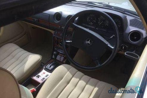 1985' Mercedes-Benz 280 Ce photo #3
