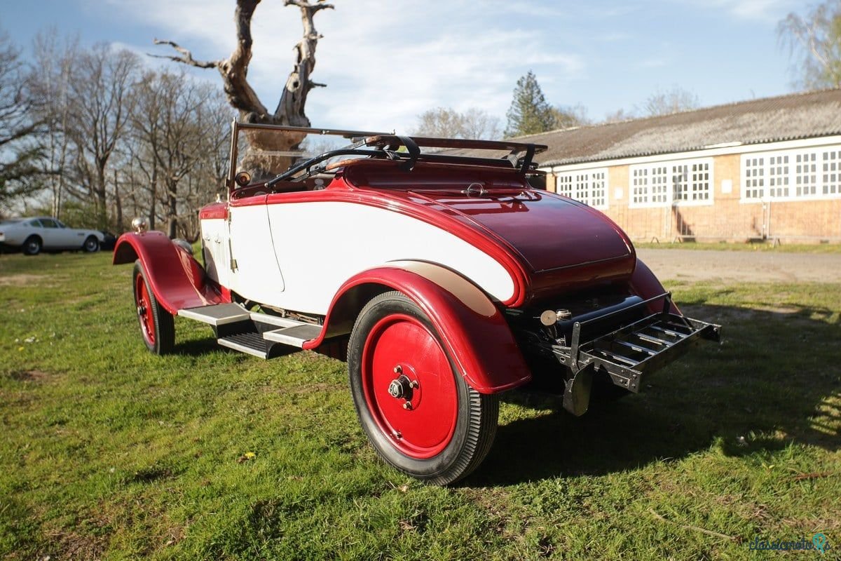 1926' AC Six photo #2