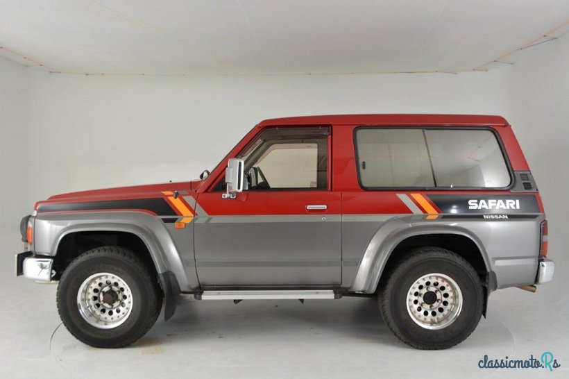 1989' Nissan Safari photo #1