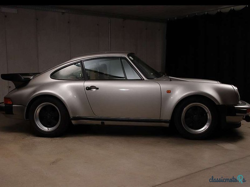 1980' Porsche 911 photo #3