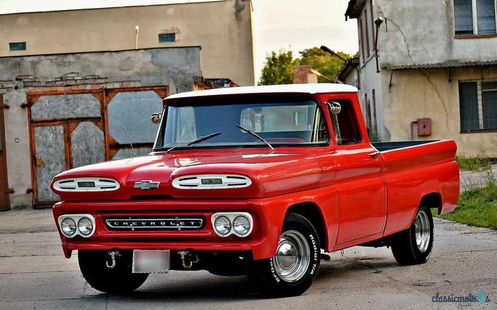 1961' Chevrolet Apache photo #2
