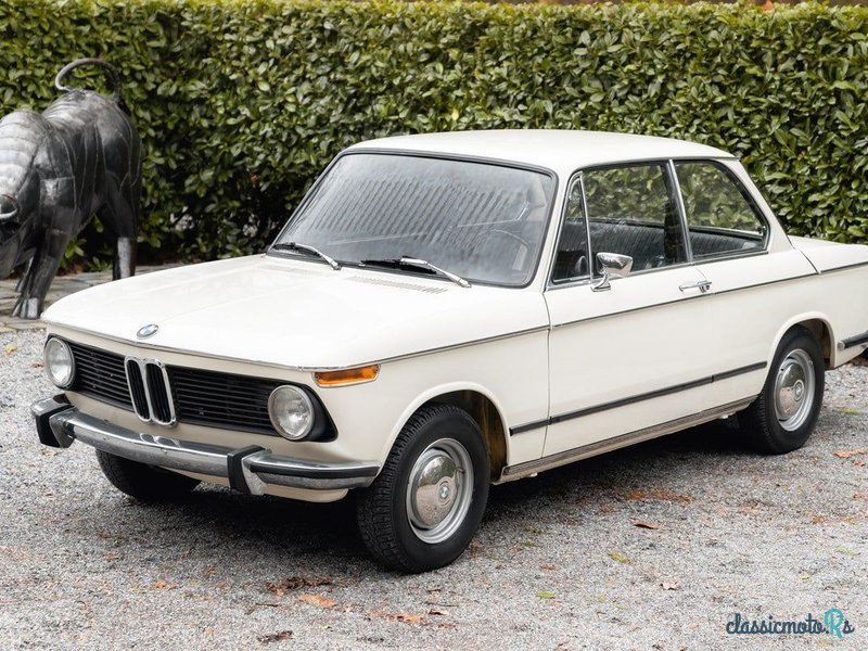 1971' BMW 02 Series photo #2