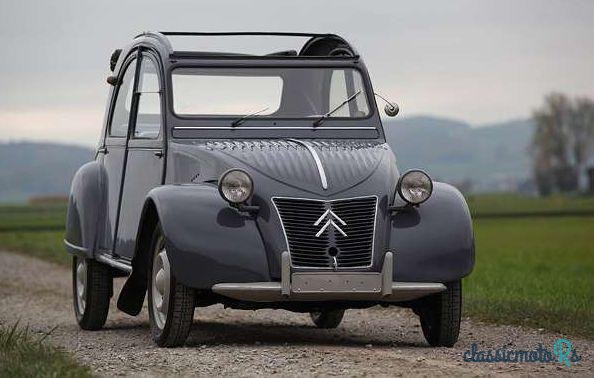 1961' Citroen 2CV photo #3