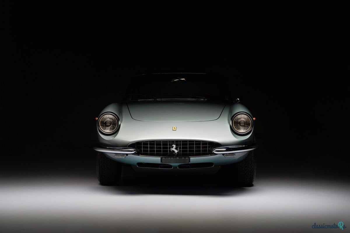 1968' Ferrari 330 photo #2