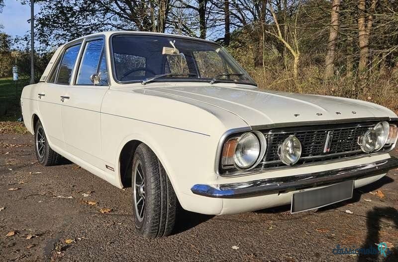 1970' Ford Cortina photo #2