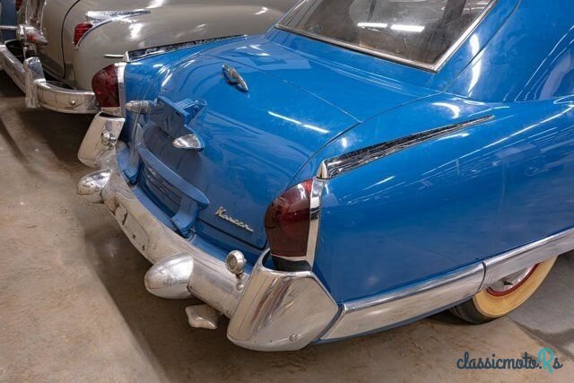 1953' Kaiser Traveler photo #4