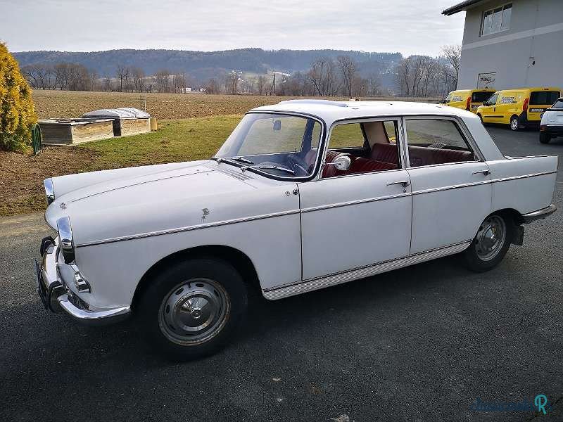 1968' Peugeot 404 photo #1