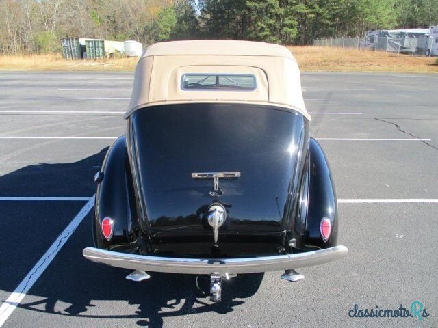 1939' Ford Deluxe photo #3