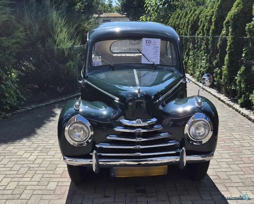 1951' Skoda 1102 photo #1