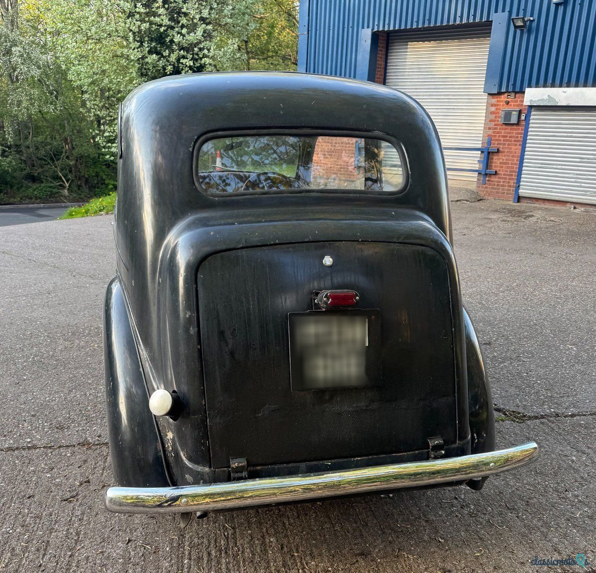 1949' Ford Anglia photo #6