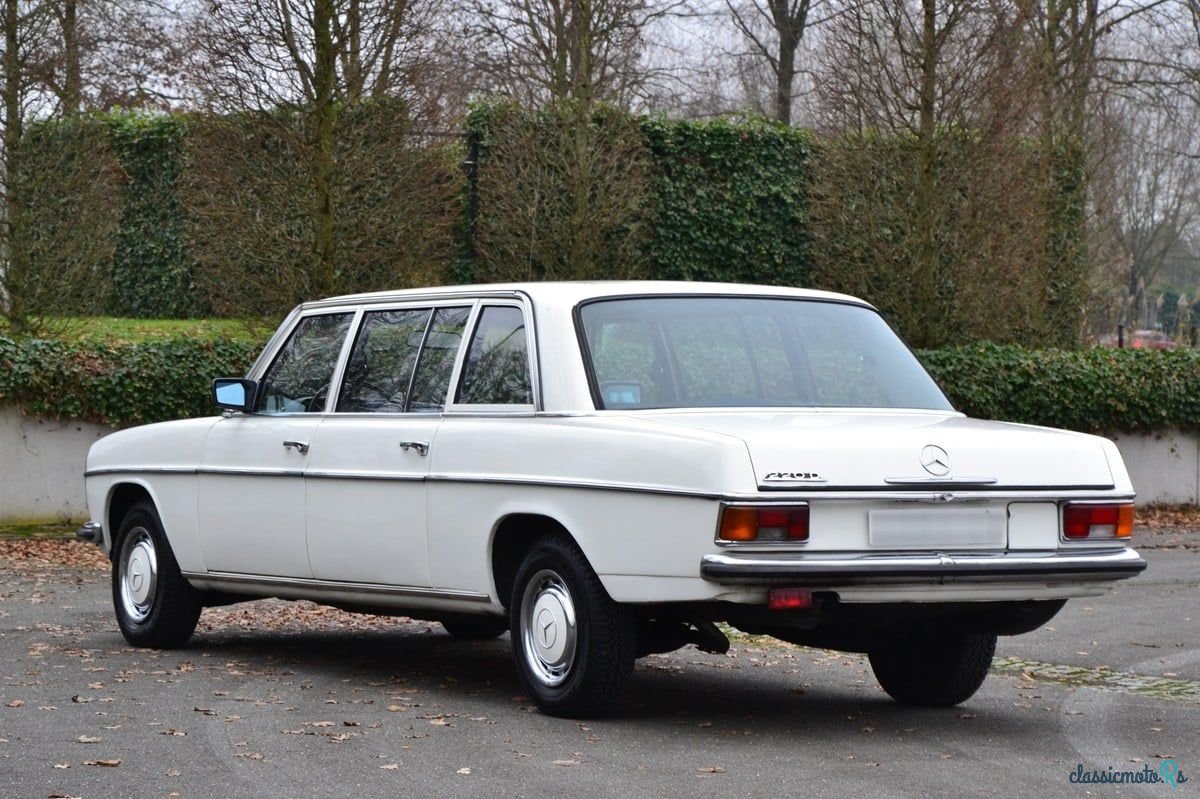 1974' Mercedes-Benz 240 photo #3