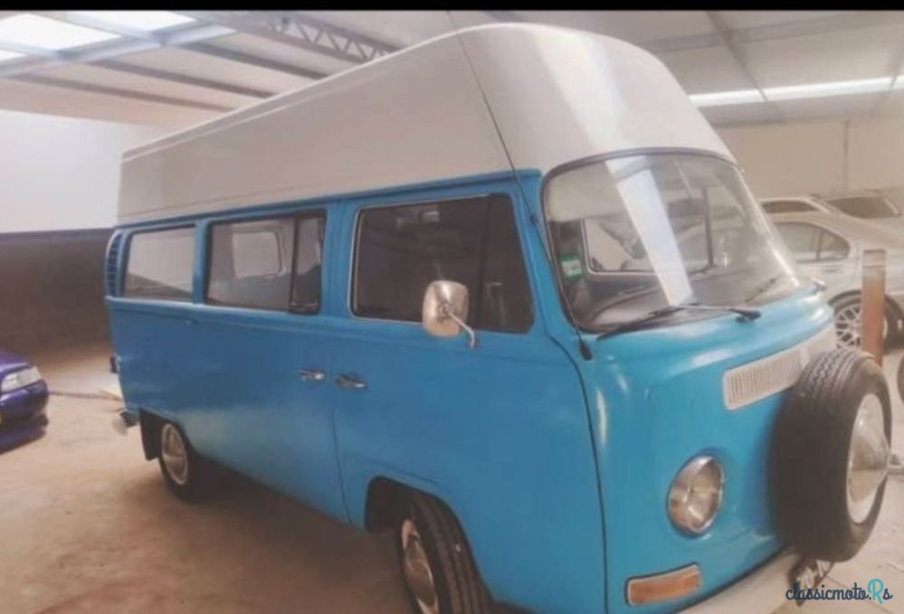 1973' Volkswagen Type 2 photo #2