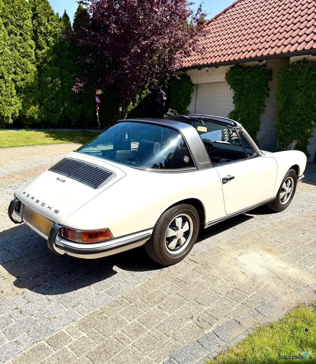1968' Porsche 911 photo #2