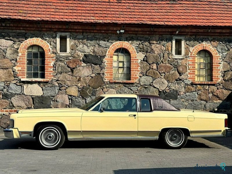 1979' Lincoln Town Car photo #4