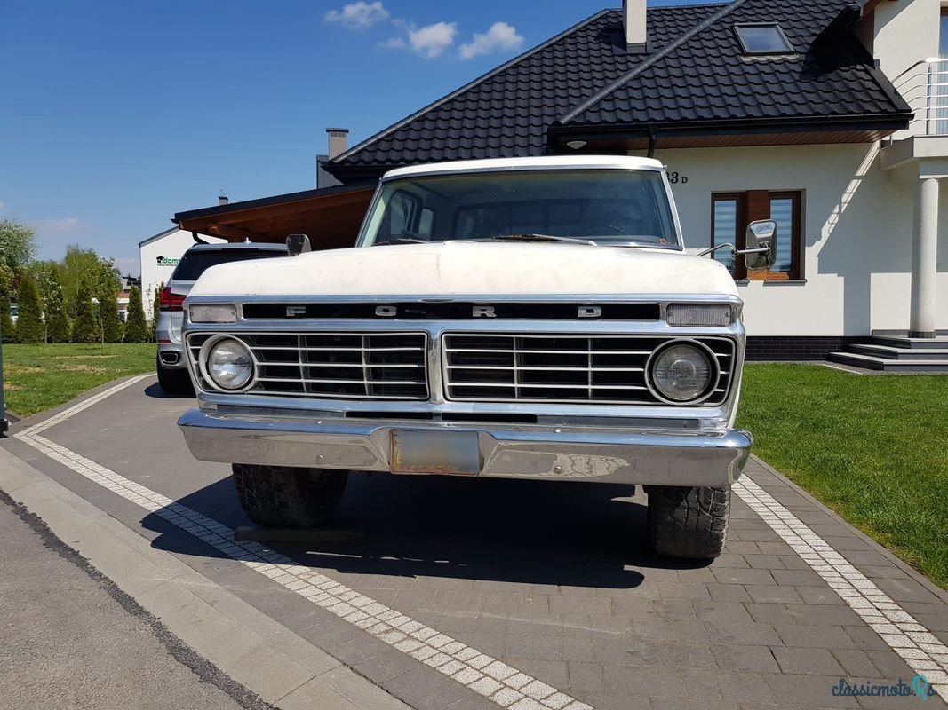 1974' Ford F-250 photo #1