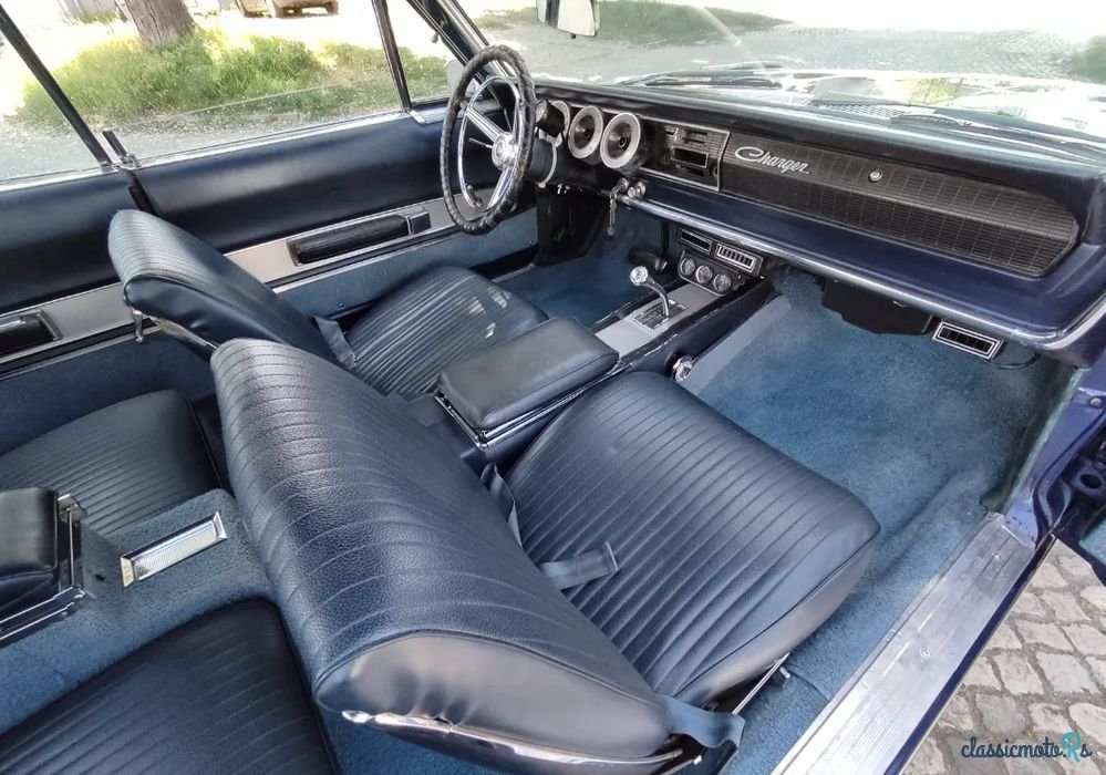 1967' Dodge Charger photo #3