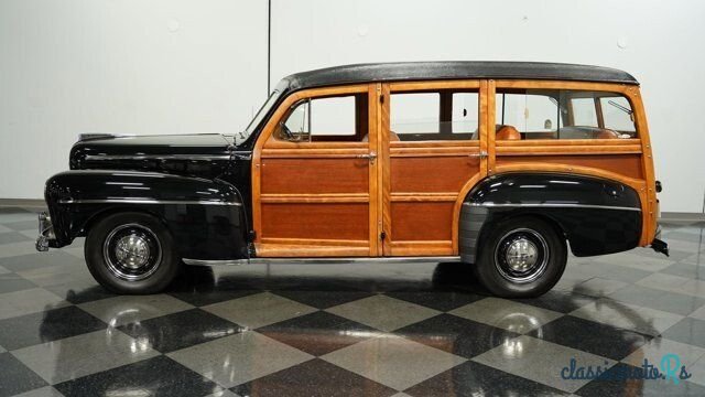 1948' Ford Super Deluxe photo #2