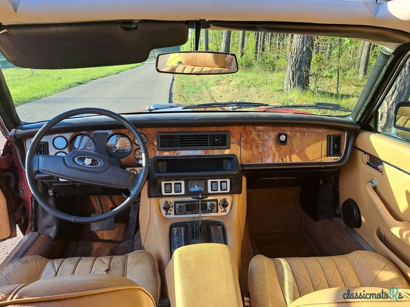 1980' Jaguar XJ photo #6