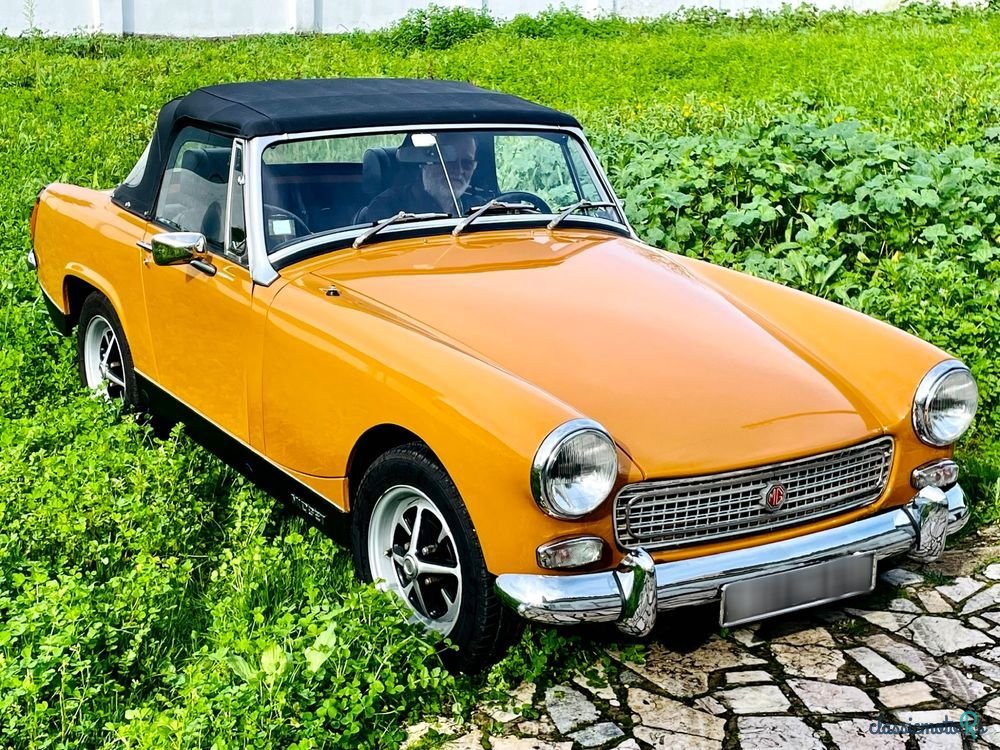 1975' MG Midget photo #3