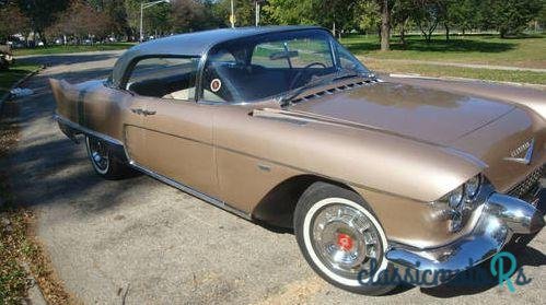 1957' Cadillac Eldorado Brougham photo #5