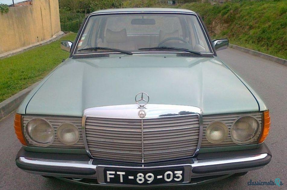 1976' Mercedes-Benz 220 D photo #3