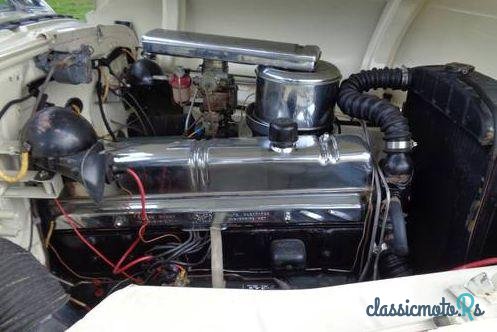 1947' Buick Super Eight photo #5