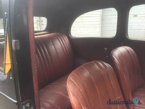 1938' Ford 8 Pop photo #4