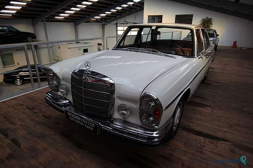1970' Mercedes-Benz S-Klasse photo #1