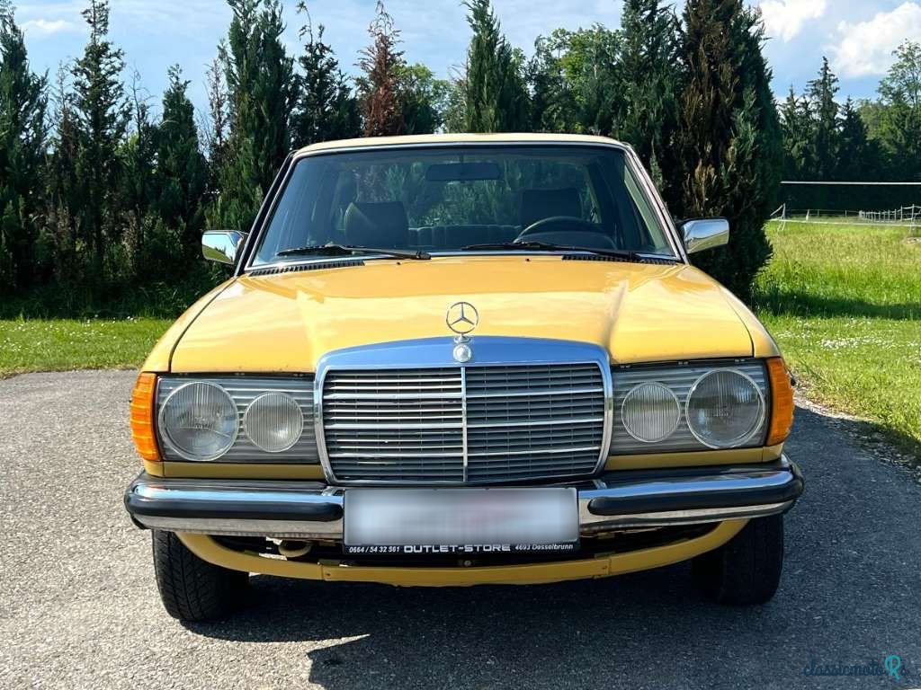 1980' Mercedes-Benz E-Klasse photo #2