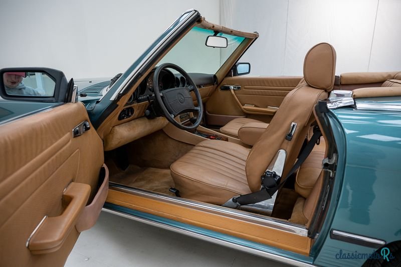 1987' Mercedes-Benz 560SL '87 CH73600 photo #4