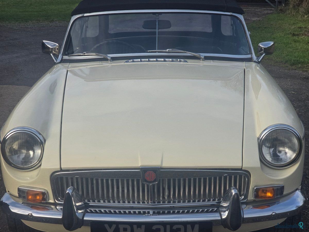1973' MG MGB photo #6