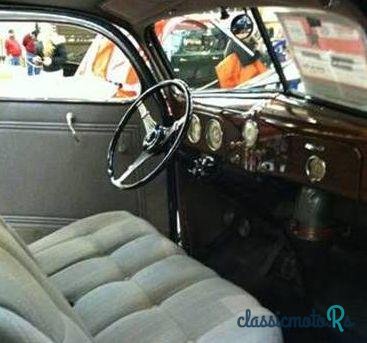 1937' Ford 2 Door Humpback photo #1